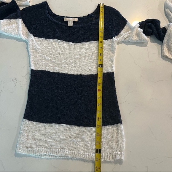 Banana Republic Black & Cream Linen Sweater XS - Picture 7 of 7